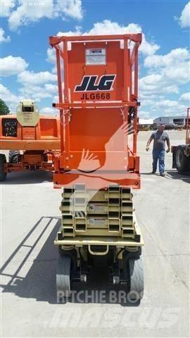 JLG 2632ES Ножични работни платформи
