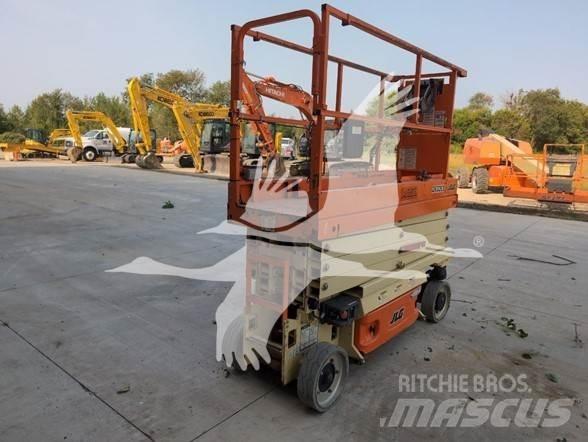 JLG 2632ES Ножични работни платформи