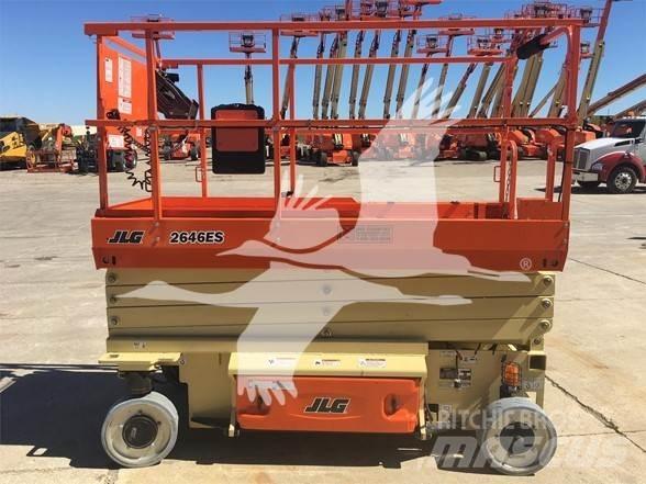 JLG 2646ES Ножични работни платформи