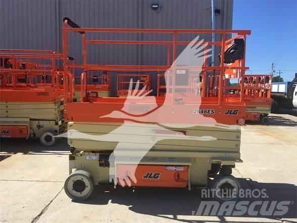 JLG 2646ES Ножични работни платформи