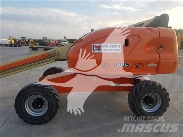 JLG 400S Телескопични повдигачи
