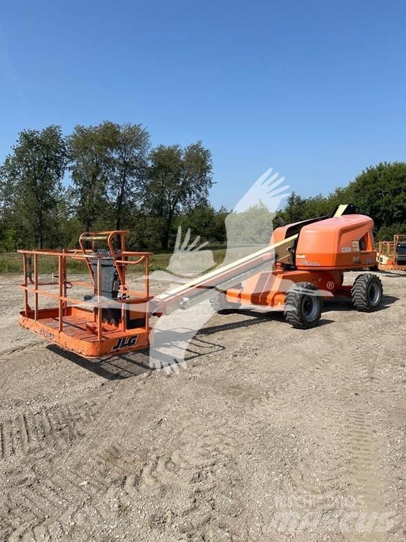 JLG 400S Телескопични повдигачи
