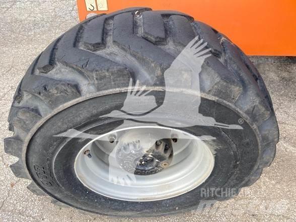 JLG 400S Телескопични повдигачи
