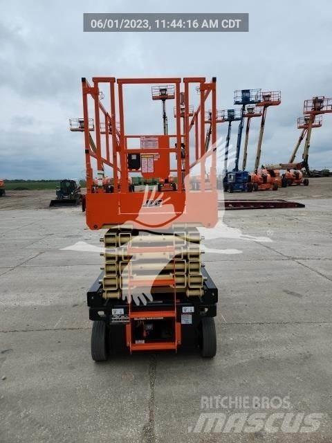 JLG 4045R Ножични работни платформи