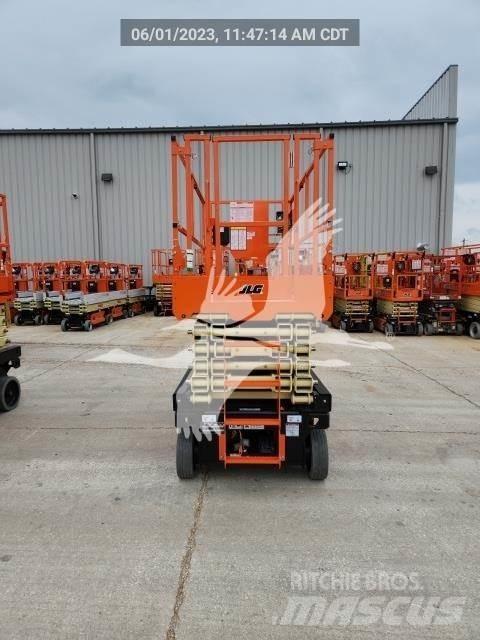 JLG 4045R Ножични работни платформи