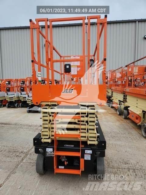JLG 4045R Ножични работни платформи