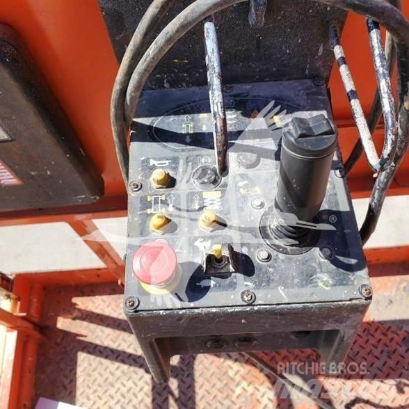 JLG 4069LE Ножични работни платформи