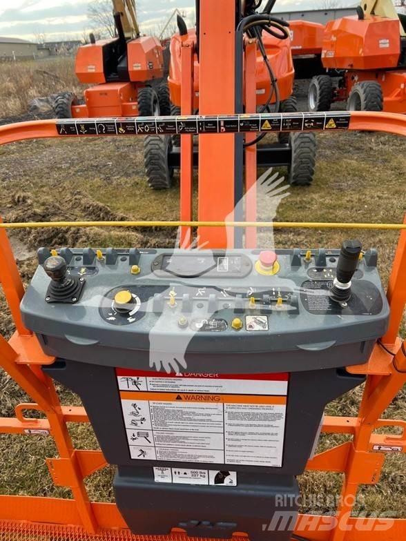 JLG 460SJ Телескопични повдигачи
