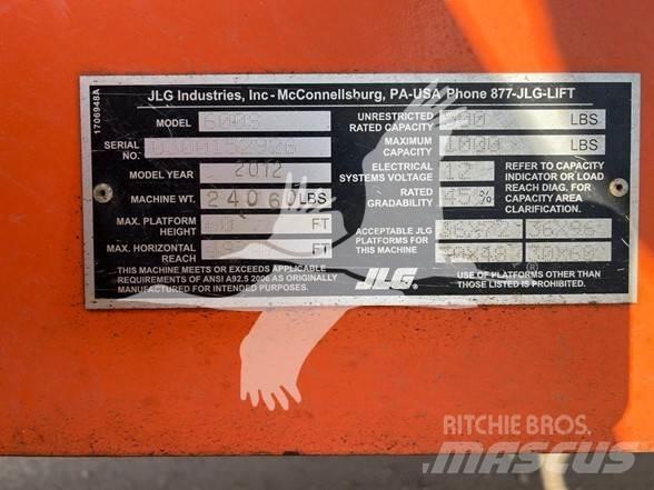 JLG 600S Телескопични повдигачи
