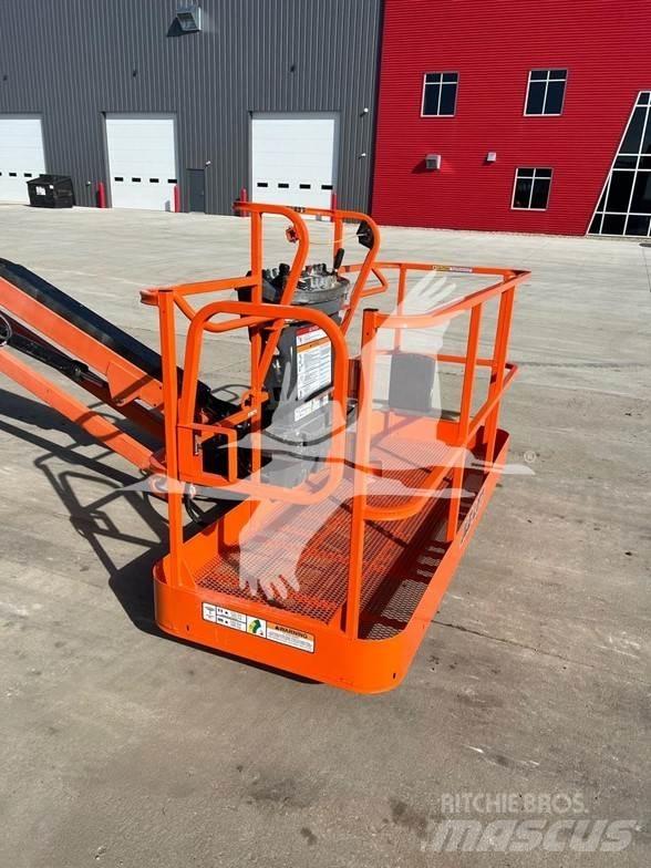 JLG 660SJ Телескопични повдигачи

