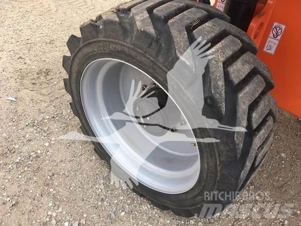 JLG 660SJ Телескопични повдигачи
