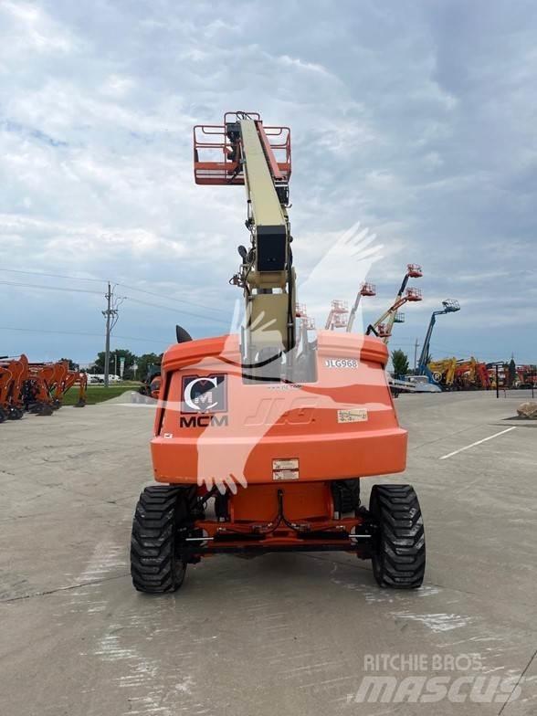 JLG 660SJ Телескопични повдигачи
