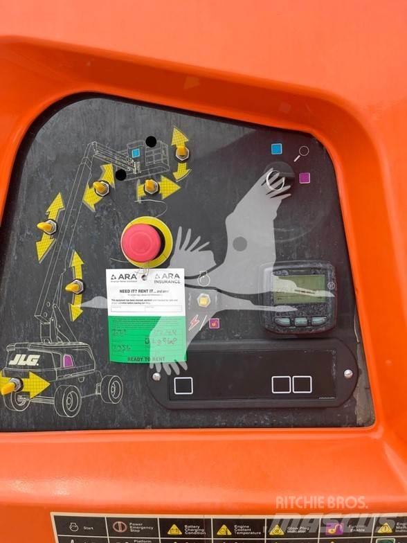 JLG 660SJ Телескопични повдигачи
