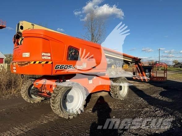 JLG 660SJ Телескопични повдигачи
