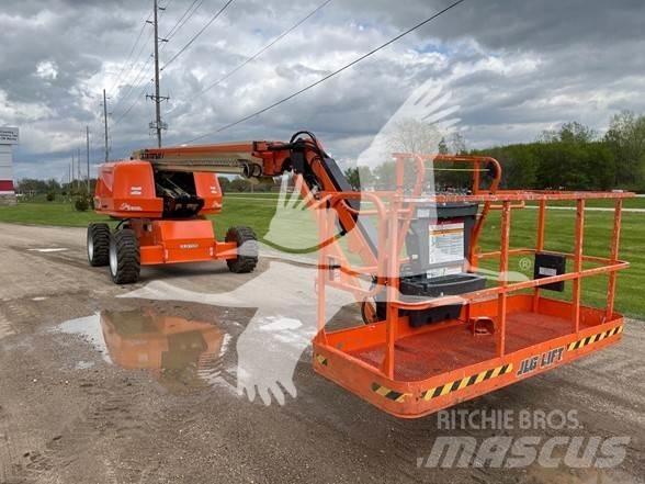 JLG 660SJ Телескопични повдигачи
