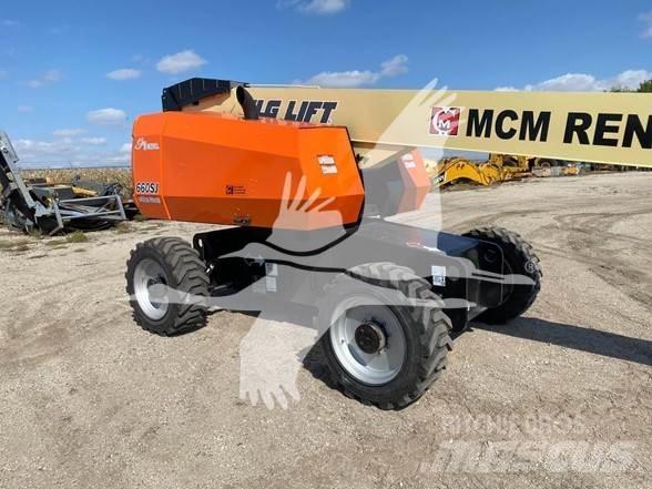 JLG 660SJ Телескопични повдигачи

