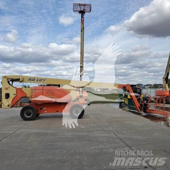 JLG 800AJ Съчленени стрелови подемници