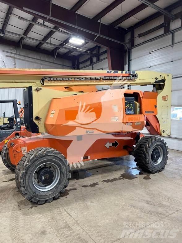 JLG 800AJ Съчленени стрелови подемници