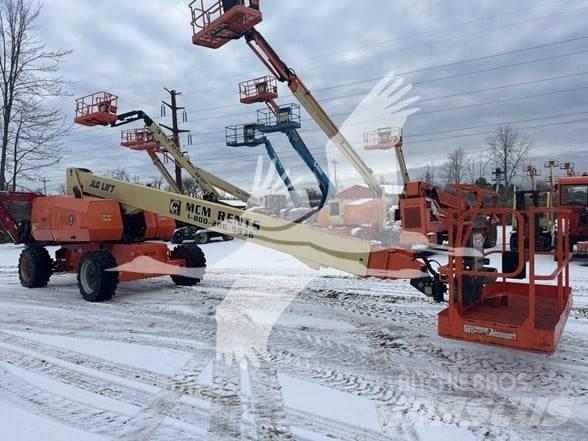 JLG 800S Телескопични повдигачи
