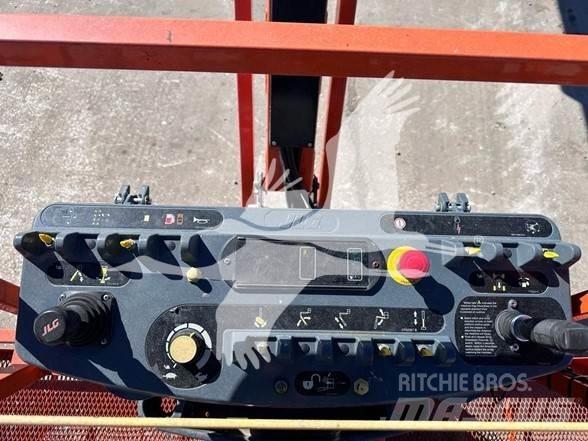 JLG 860SJ Телескопични повдигачи

