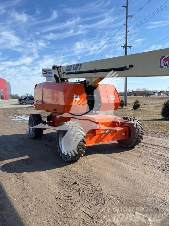 JLG 860SJ Телескопични повдигачи
