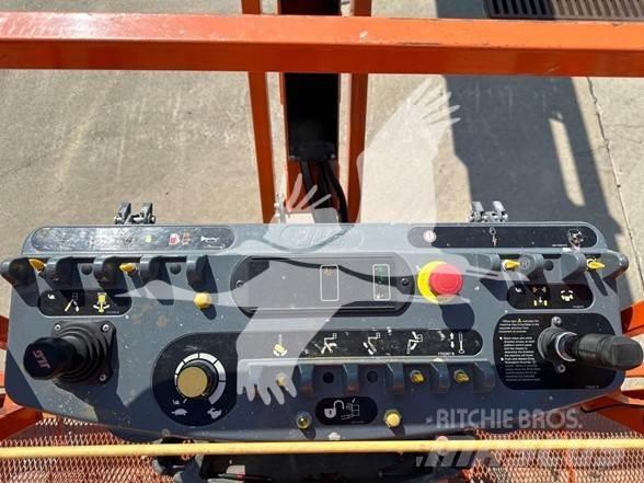 JLG 860SJ Телескопични повдигачи

