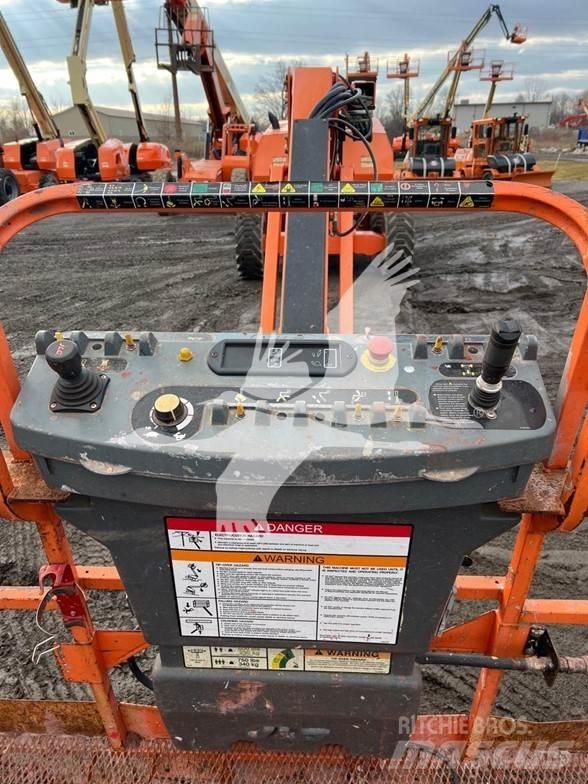 JLG 860SJ Телескопични повдигачи
