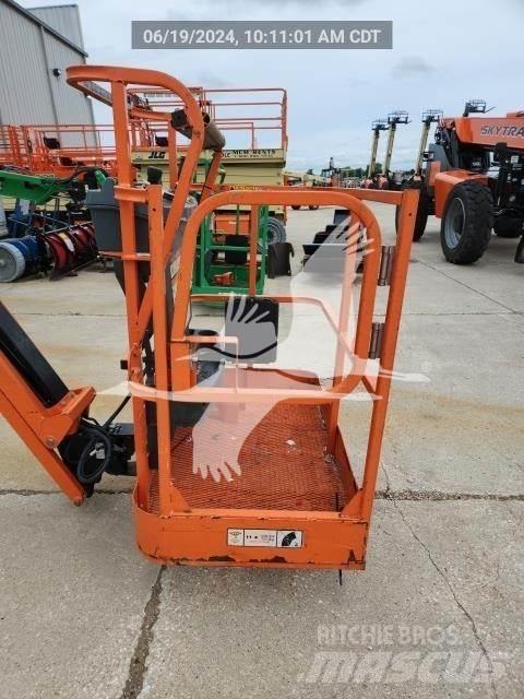 JLG E300AJP Съчленени стрелови подемници