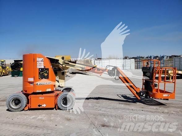 JLG E300AJP Съчленени стрелови подемници
