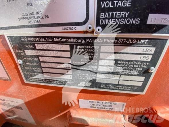 JLG E300AJP Съчленени стрелови подемници