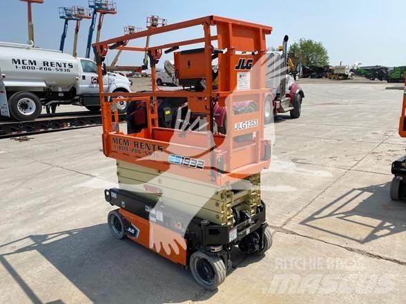 JLG ES1932 Ножични работни платформи