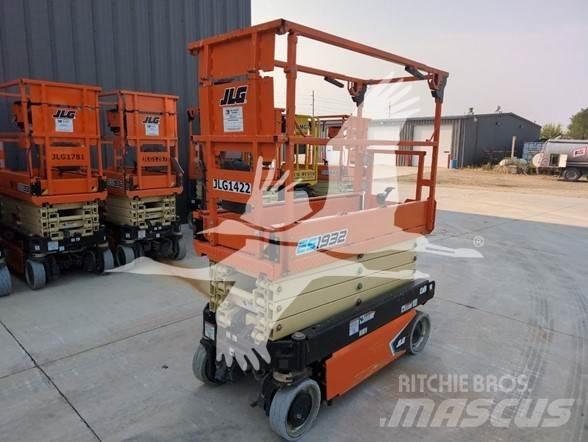 JLG ES1932 Ножични работни платформи