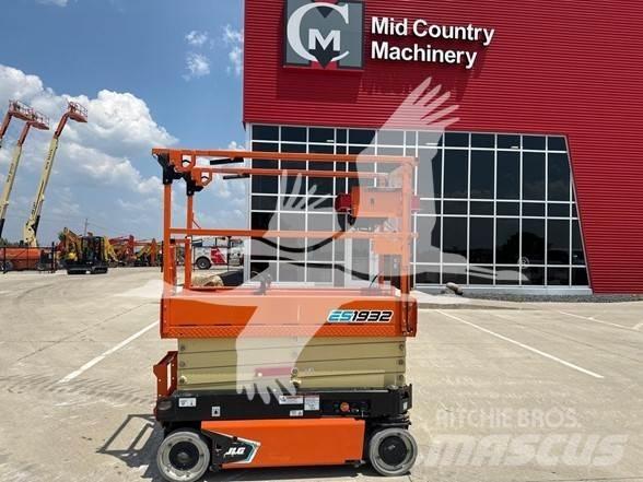 JLG ES1932 Ножични работни платформи