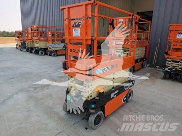 JLG ES1932 Ножични работни платформи