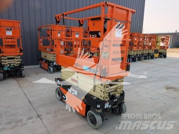 JLG ES1932 Ножични работни платформи