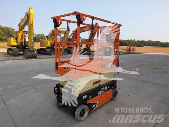 JLG ES1932 Ножични работни платформи