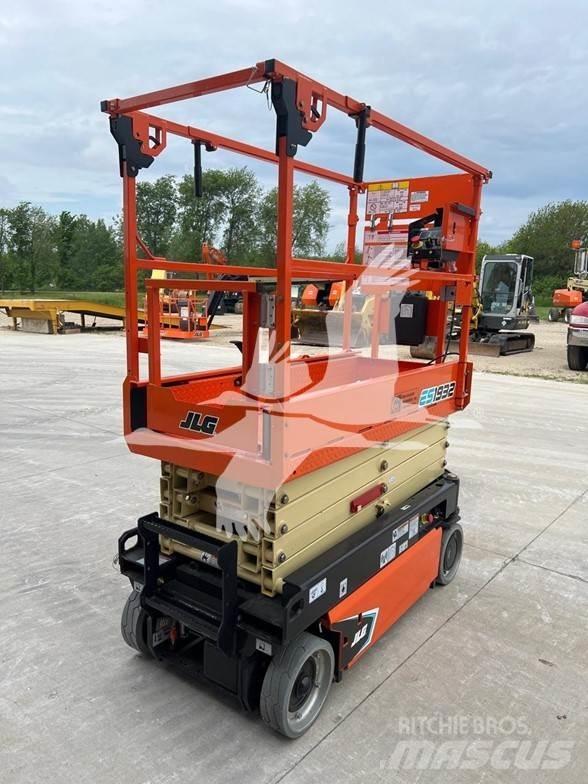 JLG ES1932 Ножични работни платформи