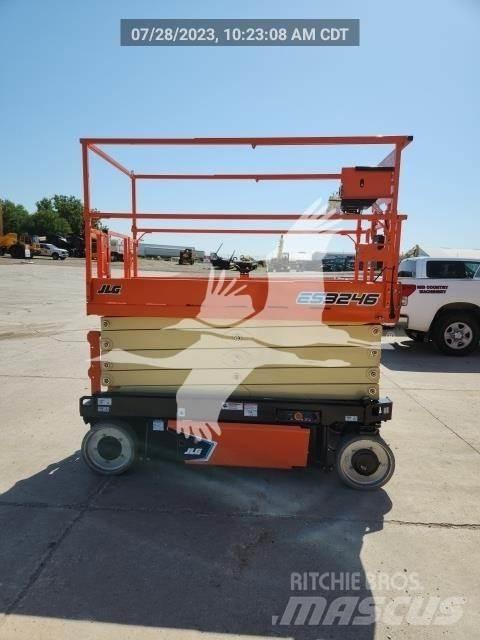 JLG ES3246 Ножични работни платформи