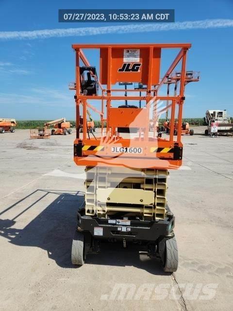 JLG ES3246 Ножични работни платформи