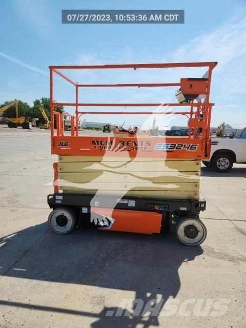 JLG ES3246 Ножични работни платформи