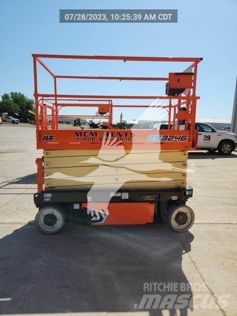 JLG ES3246 Ножични работни платформи