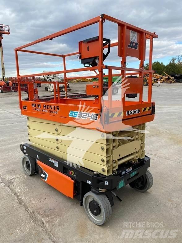 JLG ES3246 Ножични работни платформи