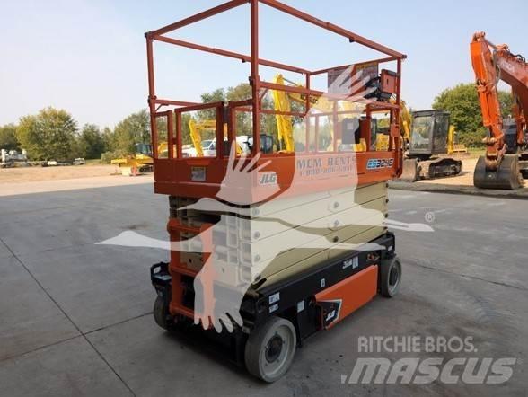 JLG ES3246 Ножични работни платформи