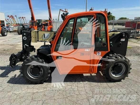 JLG G5-18A Телескопични товарачи