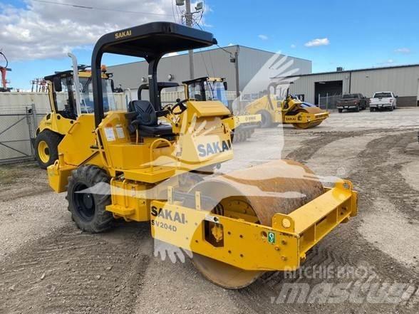 Sakai SV204D Еднобарабанни ролки
