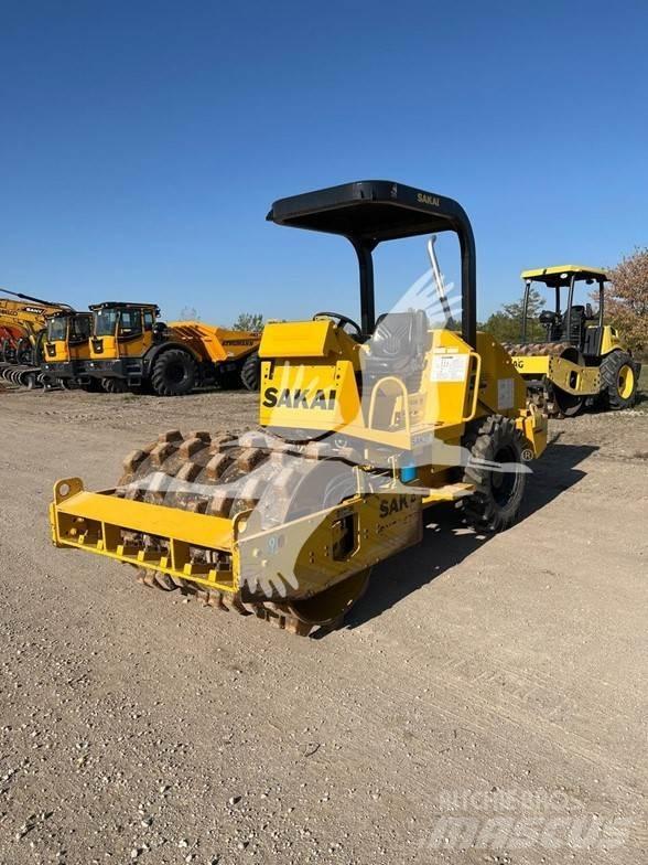 Sakai SV204T Еднобарабанни ролки
