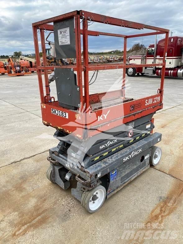 SkyJack SJ3219 Ножични работни платформи