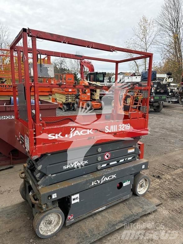 SkyJack SJ3219 Ножични работни платформи