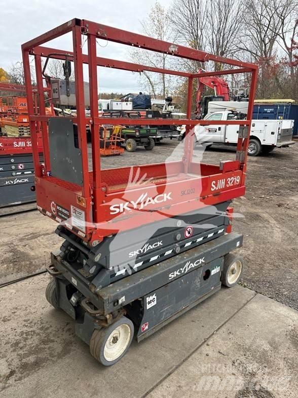 SkyJack SJ3219 Ножични работни платформи