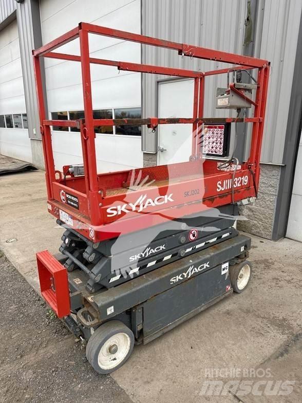 SkyJack SJ3219 Ножични работни платформи